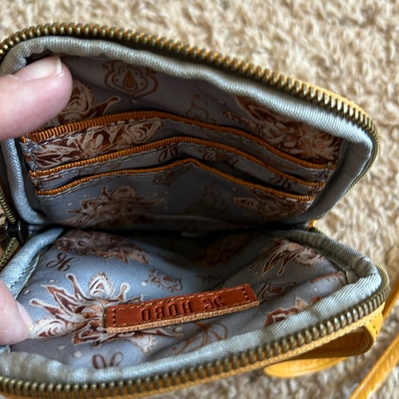 Hobo crossbody purse bag mustard yellow leather - Picture 3 of 9